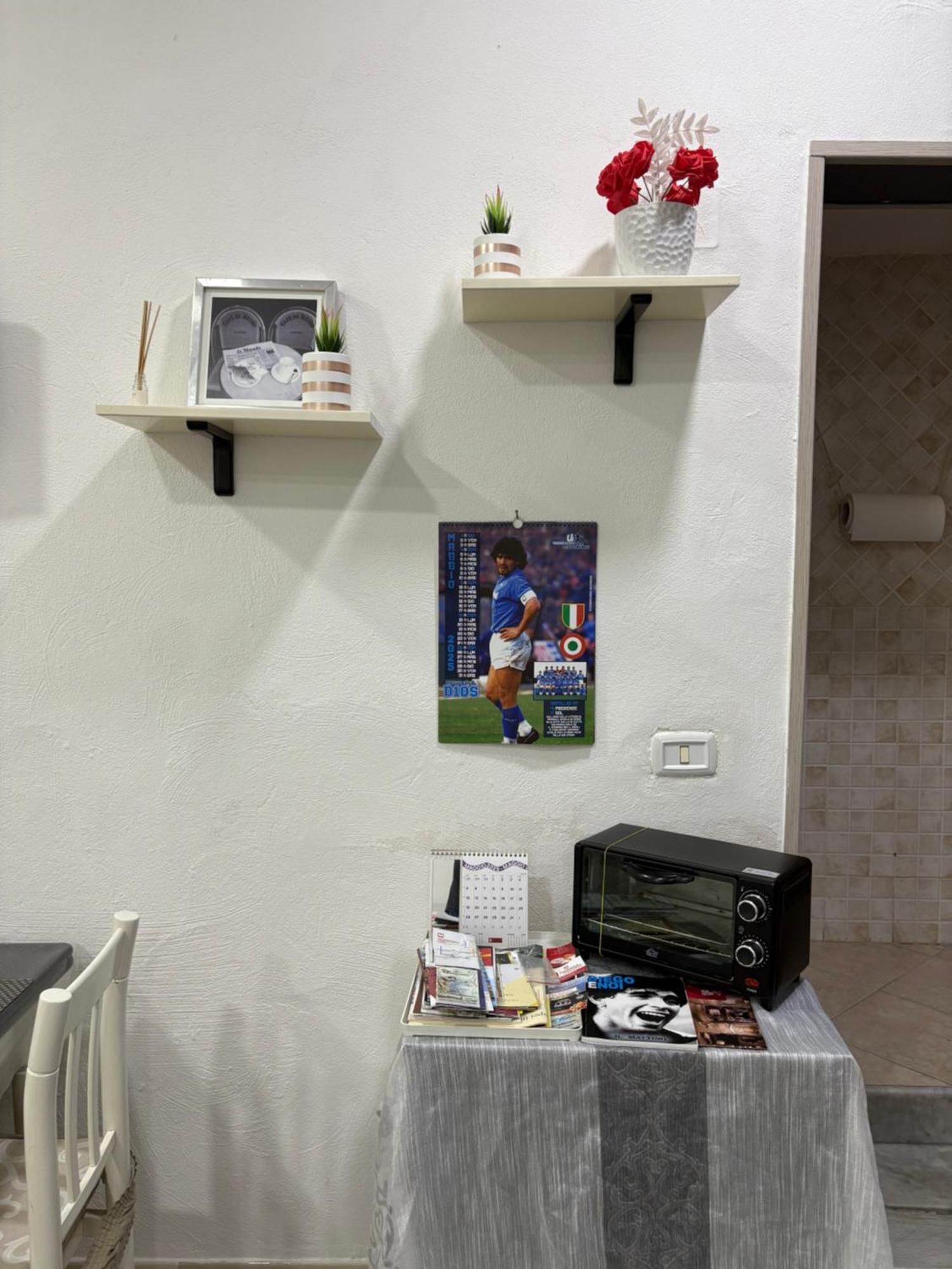 Guest House “Nonna Rossa” 那不勒斯 外观 照片